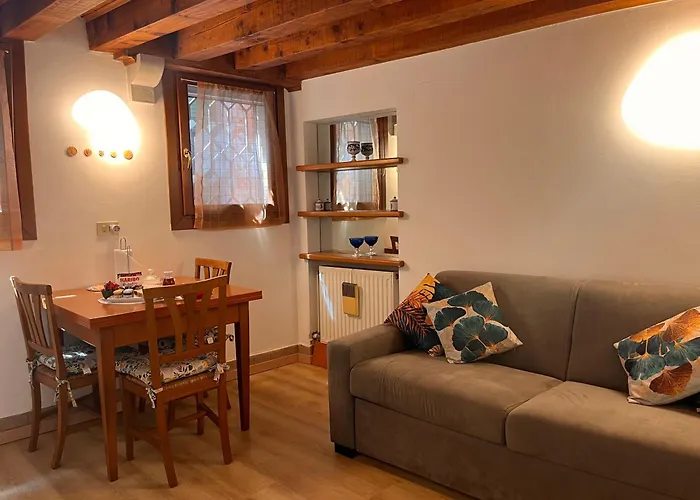 Ninette Home